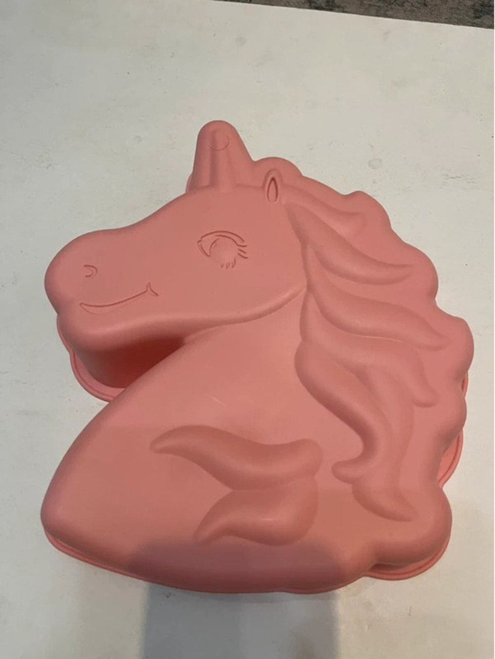 Silicone cake mold